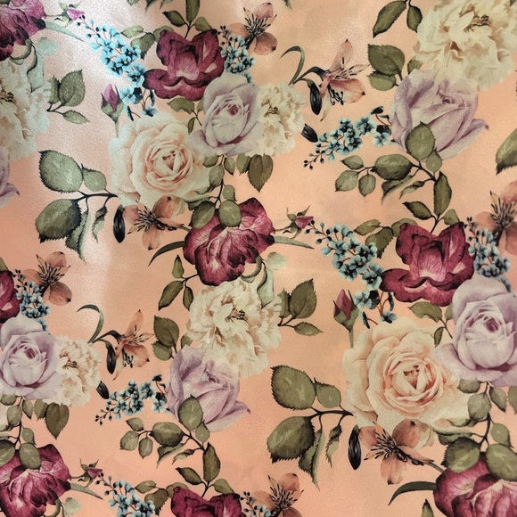 Silk floral pattern strappy dress - Picture 3 of 3